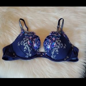 Victoria's Secret Bra, 36B